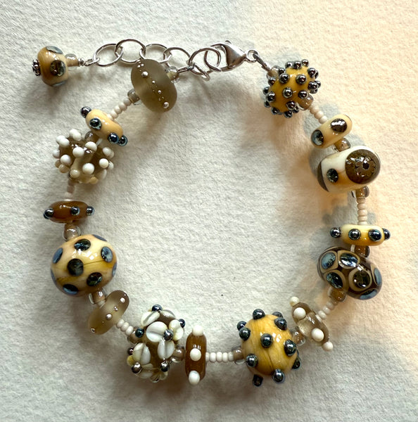 Ivory and silver glass bracelet