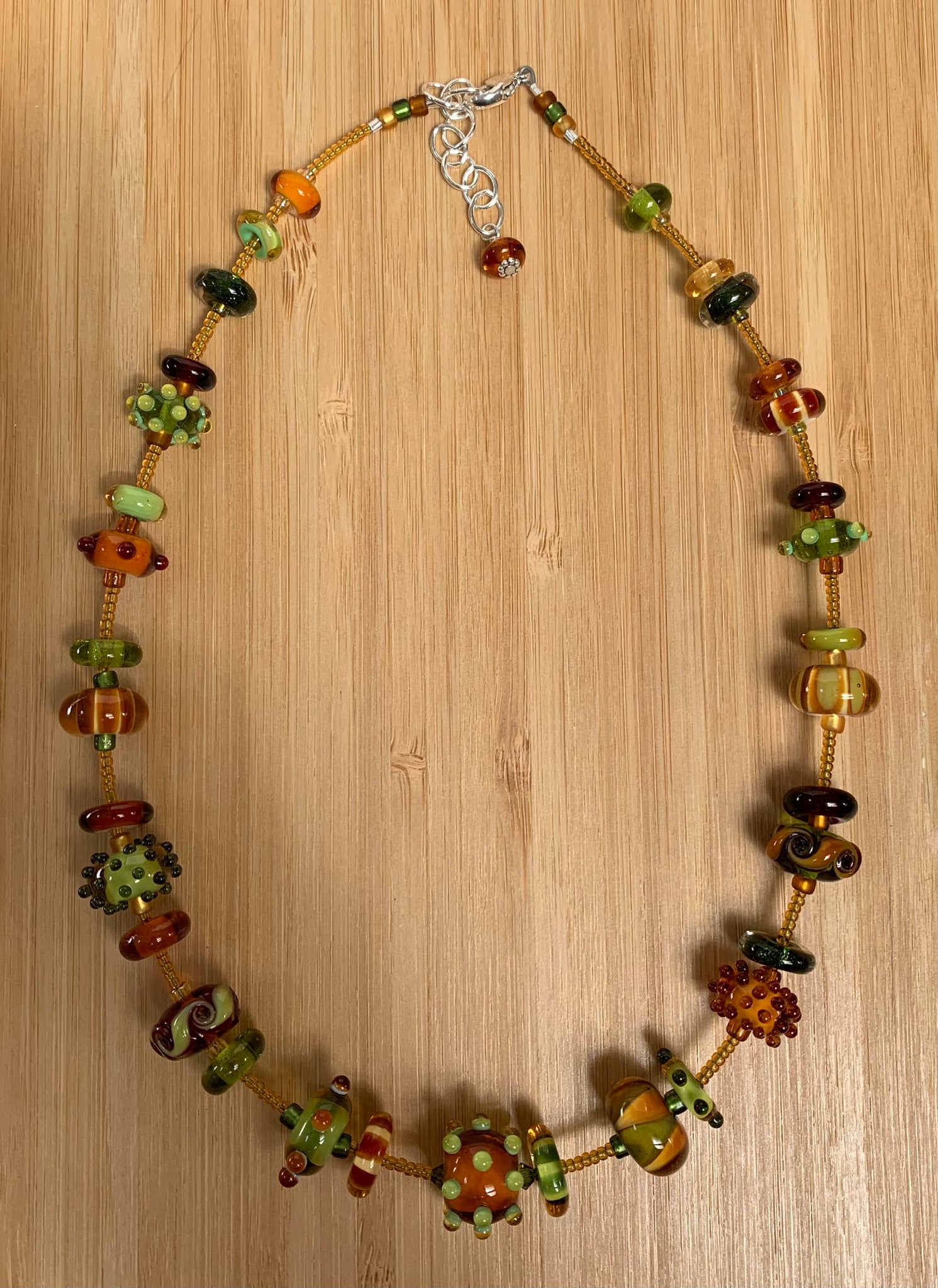 Olive online green necklace