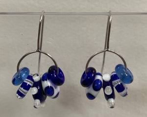 Large circle earrings (blue and white)