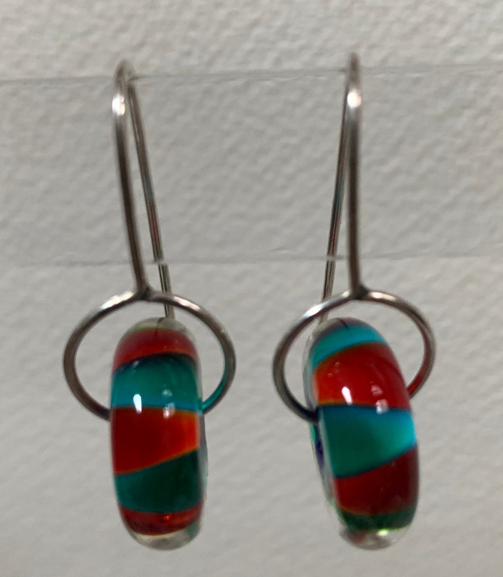 Circle earrings (red turquoise zig zag)