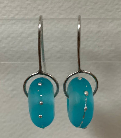 Circle earrings (etched light aqua)