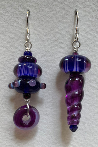 Asymmetrical earrings (purple)